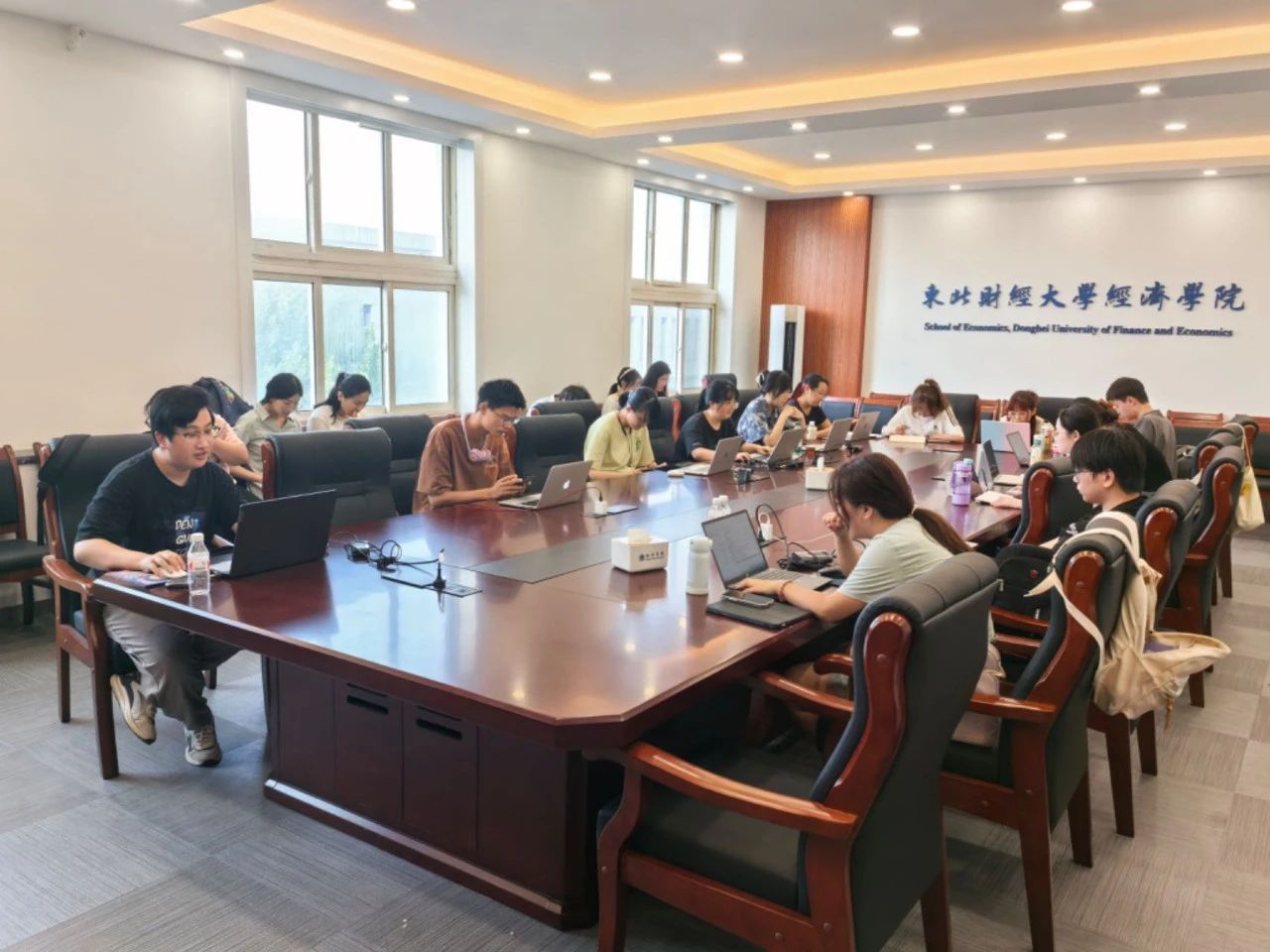 1735818719142045.jpg 1735818719142045.jpg